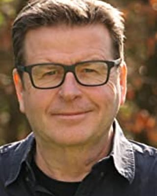 *Interview* Simon West Chats ‘Skyfire’